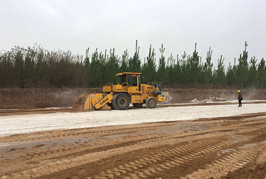 公路桥台背路基换填